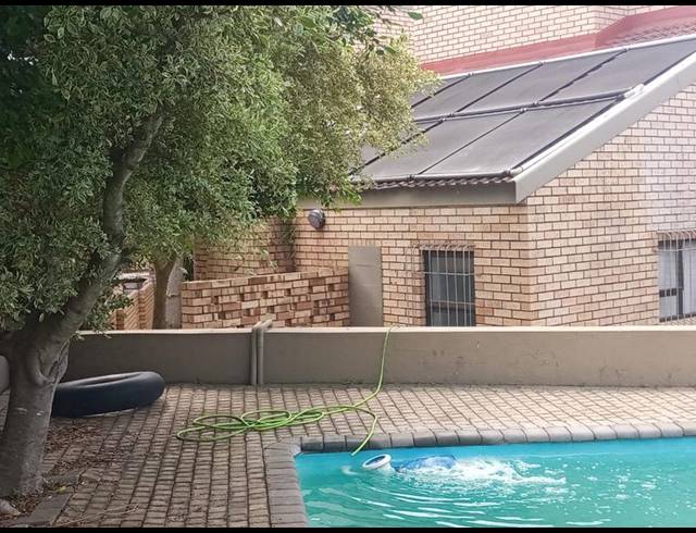 4 BEDROOM HOUSE FOR SALE IN WAVECREST